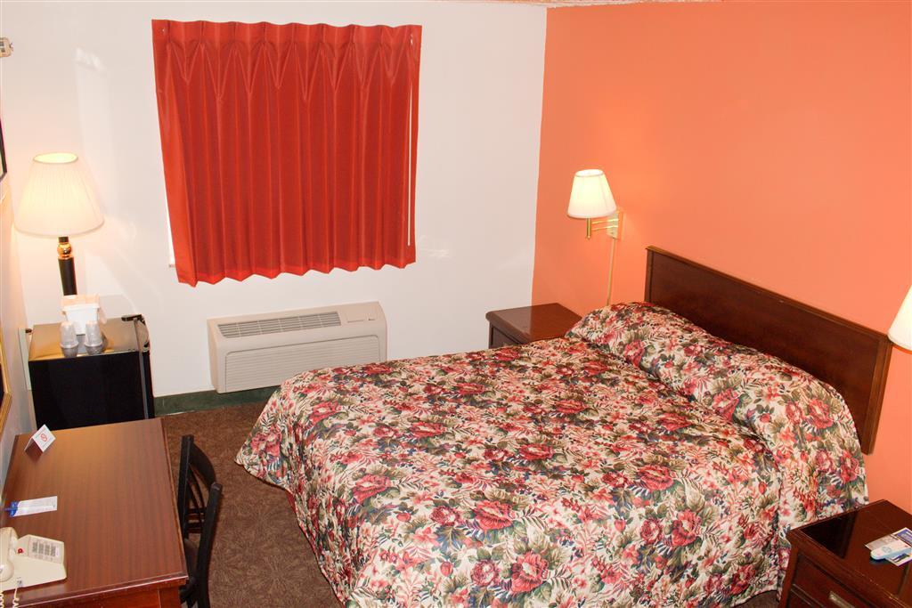 Comfort Inn & Suites Pittsburgh Gibsonia Room photo
